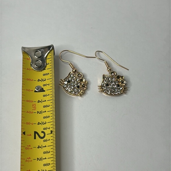 Hello Kitty Crystal Rhinestone Bling‎ Dangle Drop Gold Tone Earrings NEW - Picture 11 of 11